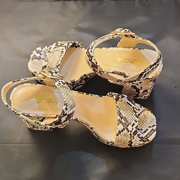 BRAND NEW SODA MACEY PYTON SLADIES WOMEN'S BLOCK HEEL SANDALS G1 - Picture 7 of 16